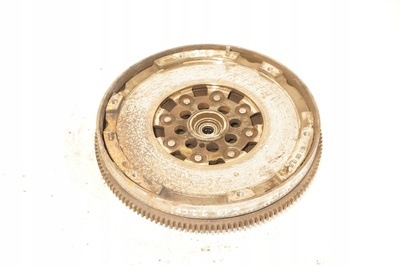 2CDI611 колесо двухмассовый мерседес спринтер w903 вито w638 2 , 2 cdi 611 a6110301905