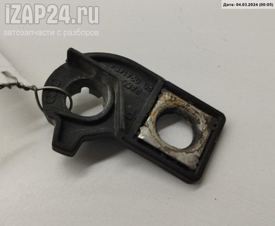 8D0941454 Кронштейн крепления Прав. Audi A4 B5 (1994-2001) 1995
