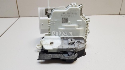 8X0839015E Замок двери задней левой VAG A5/S5 (F5) 2017
