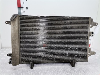 7M3820411 Радиатор кондиционера Seat Alhambra (1996-2010) 2008 ,E