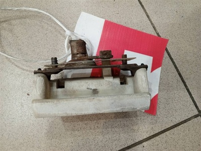 MB669338 Ручка багажника Mitsubishi Pajero, Montero 2 1991-2004 1992