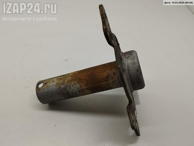 8L0807134A Кронштейн бампера переднего Audi A3 8L (1996-2003) 1999