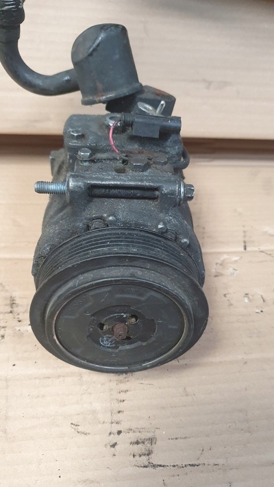A0012302811 мерседес c w204 компрессор кондиционера