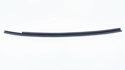 4M0837479 Уплотнитель стекла двери Audi SQ7 4M 2022