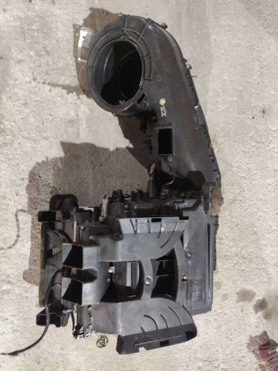 4b1820005l Корпус отопителя (печки) Audi A6 C5 (S6,RS6) 2000