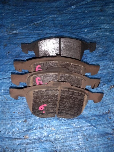 C2Y33323ZA колодки тормозные MAZDA AXELA BLEFP