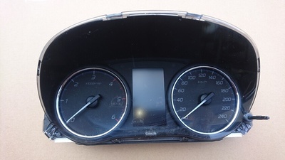 8100B897 outlander iii 2.2 did 13 - 19 спидометр цвет европа