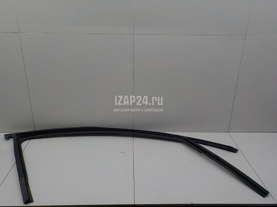 3T0837432E Направляющая стекла двери VAG Superb (2008 - 2015)