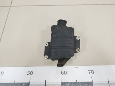 06C133911B Резонатор воздушного фильтра Audi Audi A6 (C5) 2000-2005