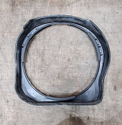 7L6035217A Кронштейн VW Touareg 2002-2010