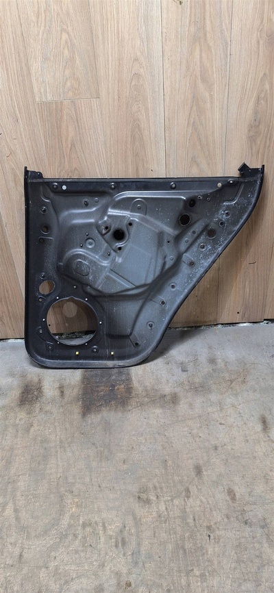 7L6839729E Панель стеклоподъемника VW Touareg 2002-2010