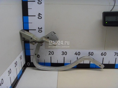 844017970R Петля крышки багажника Renault Fluence (2010 - 2017)
