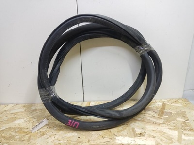 3C5867913C5AP уплотнитель проема двери Volkswagen Passat B6