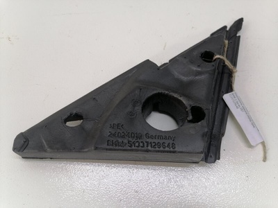 51337129648 уплотнитель зеркала BMW 1-Series E87