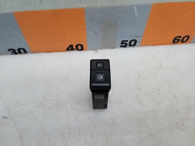 GE4T66480 Кнопка ПТФ Mazda 323 BJ 2002