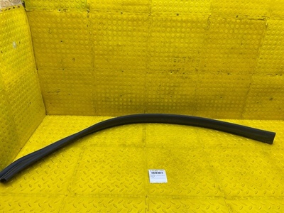668300210R Уплотнитель Renault Arkana JС 2022