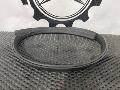 A2138870098 уплотнитель капота Mercedes-Benz E-Класс W213/S213/C238/A238