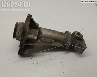 8E0807133B Кронштейн бампера переднего L Audi A4 B6 (2001-2004) 2003