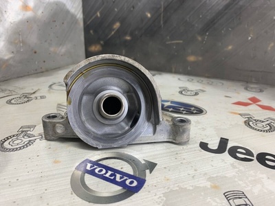 15310R40A00 Крепление масляного фильтра Honda Accord CU2 2010 15310-R40-A00