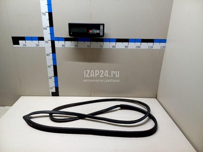 82140L2000 Уплотнитель двери Hyundai-Kia K5 2020
