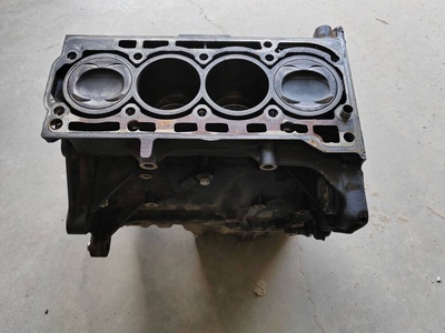 03C103011AR двигатель Volkswagen Jetta 6 2011 CAVD,