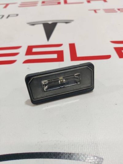 103434100B Подсветка номера Tesla Model X 2018 1034341-00-B