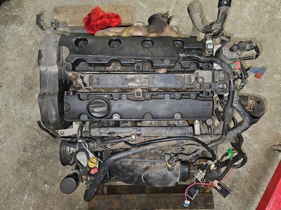 RFN двигатель 2.0 16v фрг 136km ew10 peugeot citroen в сборе