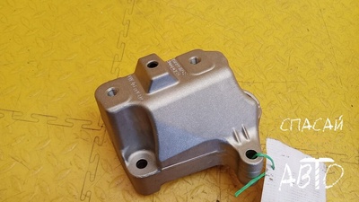 1K0199117CF Кронштейн КПП Skoda Octavia (A7) 2013-
