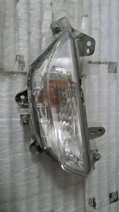 B45A51360 mazda 3 bm b45a - 51 - 360 фара поворотников