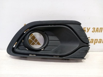 263316043R Решетка противотуманной фары Renault Logan 2 L8 до Рестайлинг 2014-2018