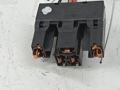 443972995 Разъем (фишка) проводки Audi A4 B5 (1994-2001) 1999
