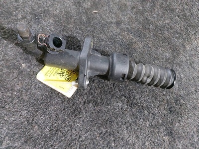 Цилиндр сцепления рабочий 2.0i 16V , 5МКПП. RLZEW10D , 5МКПП. Peugeot 406 2002