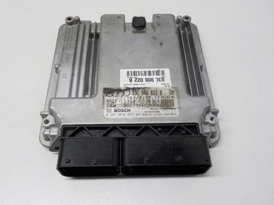 03L906022B Блок управления двигателем VAG A4 [B8] (2007 - 2015)