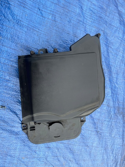 8E1907355C audi a4 b6 b7 корпус компьютера 8e1907613d