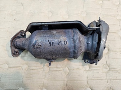 Toyota yaris ii 06 - 09 1.0 vvti катализатор