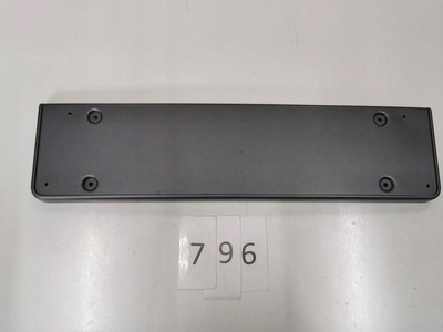 подкладка , рамка под консоль номерной знак задняя audi sq - 5 8r рестайлинг 796.