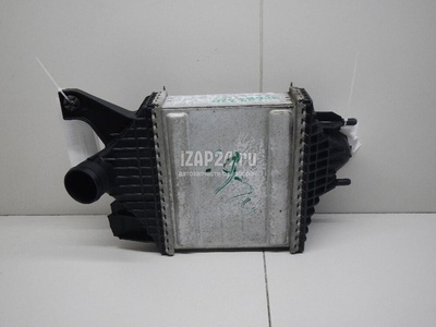 LR036432 Интеркулер Land Rover Range Rover IV 2013