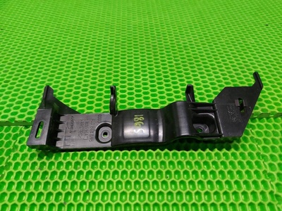 4l0858847 кронштейн Audi Q7 S line 4LB, 4L 2011