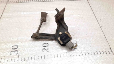 EH665121Y Датчик регулировки дорожного просвета
передний Mazda CX-7 2007-2012 Датчик регулировки EH66-51-21Y
