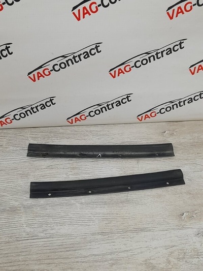 5E0823736 Уплотнитель капота Skoda Octavia A7 2014 , 5E0823735