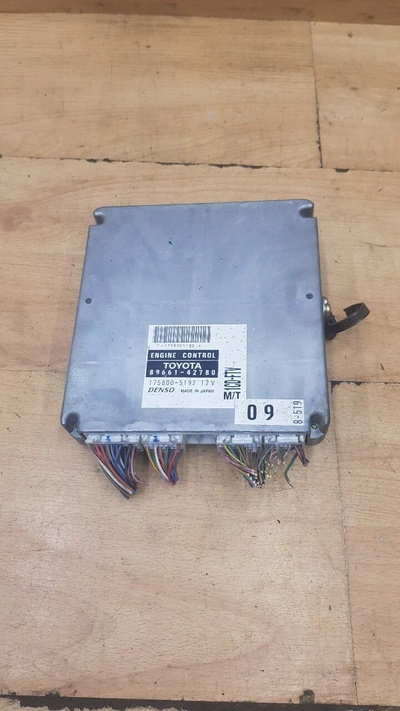 8966142780 блок управления двигателя toyota rav4 ii 2.0 d4d