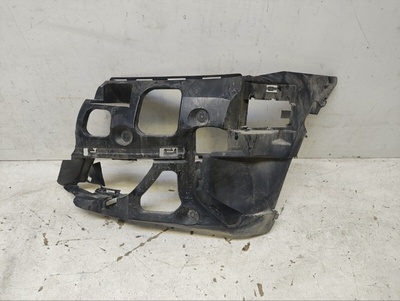 51119498631 Кронштейн бампера BMW 6er G32 GT 2020-
