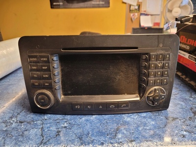 W164X164 мерседес мл w164 gl x164 радио компакт - диск навигация a1648200979
