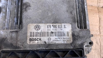 070906016BL Блок управления двигателем VW TOUAREG 2005