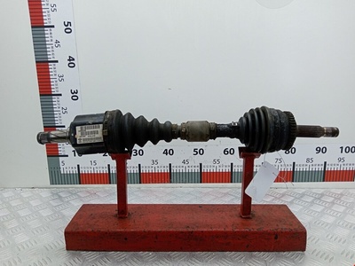 8251545 Полуось передняя левая (приводной вал шрус) Volvo S40_V40 1 (1996-2004) 1999 ,