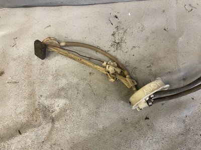 8A0919051F датчик уровня топлива audi 80 b4
