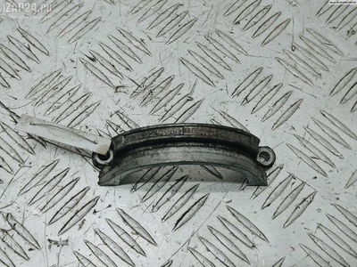 2247058 Кронштейн крепления Land Rover Range Rover 2002