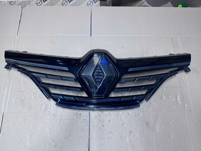 623107151R решетка радиатора renault megane 4 iv рестайлинг