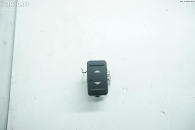 3M5T14529AA Кнопка стеклоподъемника заднего правого Ford C-Max 2005