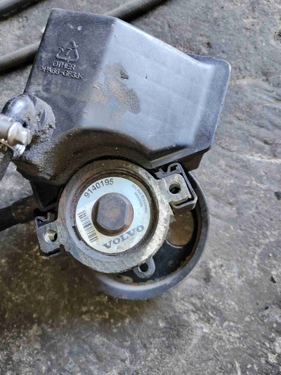 9140195 Насос гидроусилителя руля Volvo V70 1999